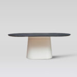 ΞΥΛΙΝΟ ΤΡΑΠΕΖΙ ΟΒΑΛ ΜΑΣΙΦ MANGO 