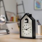 BLACK AND WHITE ALARM CUCKOO CLOCK 20,50 X 12 X 6 CM