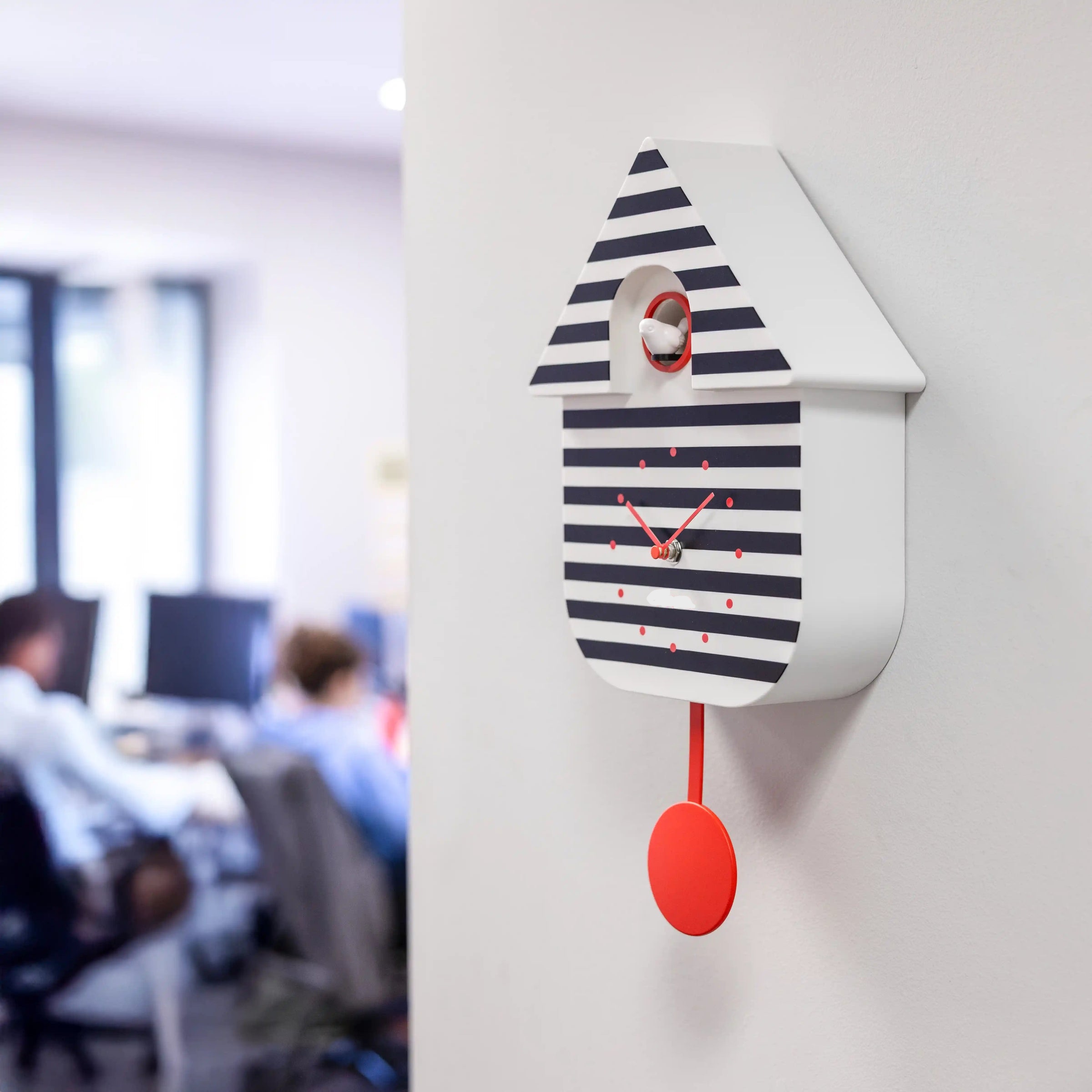 CCU2510657-a-08.webp STRIPED CUCKOO CLOCK 21,5 X 8 X 41,5 CM - Image 1