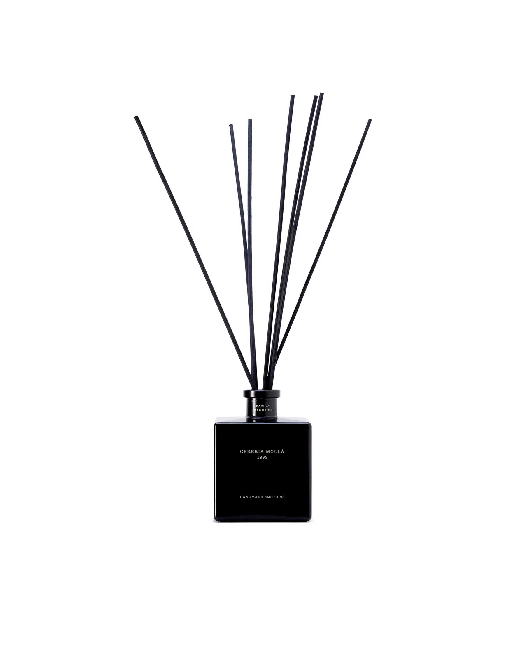 1 Basil & Mandarin 500ml Reed Diffuser - Image 1