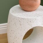 WHITE INDOOR/OUTDOOR COFFEE TABLE - Image 3