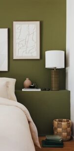 GREEN STONEWARE TABLE LAMP - Image 5