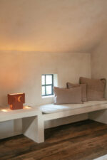 HANDMADE CERAMIC TABLE LAMP - TERRACOTTA 28x10x27